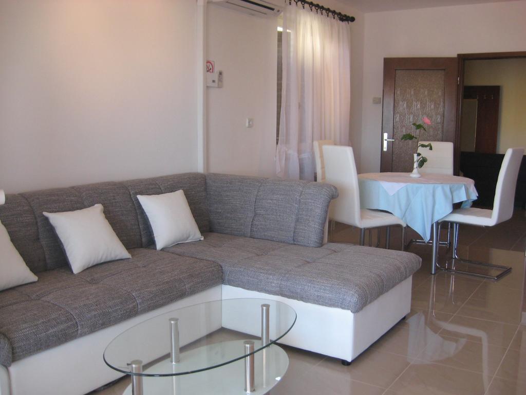 Apartments Silmare Rabac Exterior foto