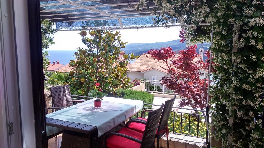 Apartments Silmare Rabac Exterior foto